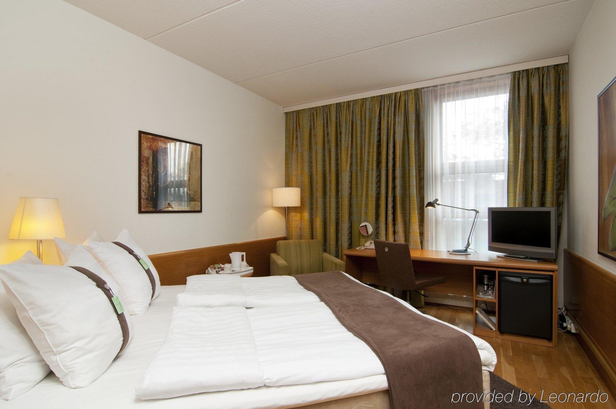 Holiday Inn Turku Quarto foto