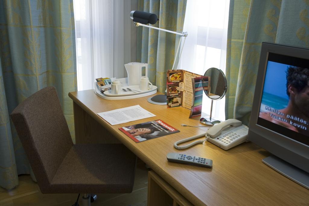 Holiday Inn Turku Quarto foto
